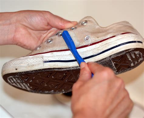 how to clean canvas sneakers white|best white canvas shoe cleaner.